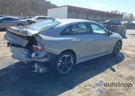 2023 Kia K5 Gt-Line z USA, uszkodzony, nr VIN 5XXG64J27PG206588